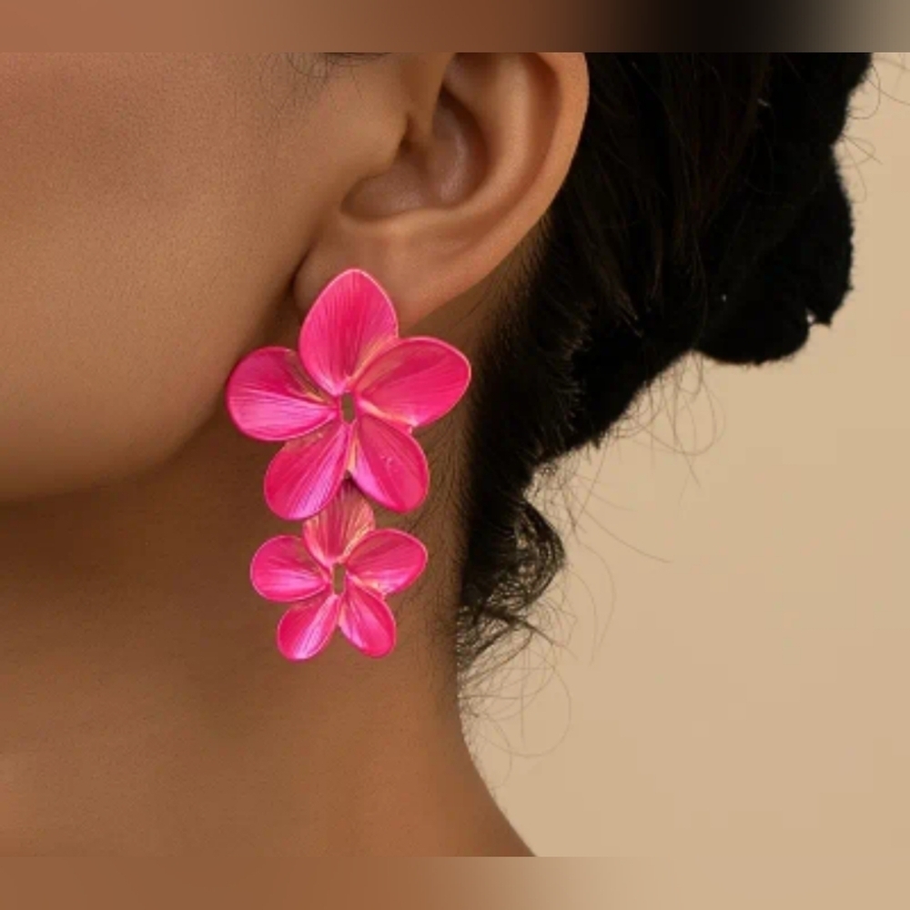 New! 2 For 25$ Pink Floral Earrings